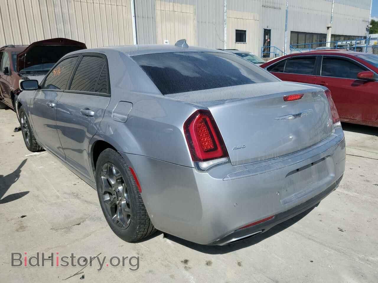 2016 CHRYSLER 300 - VIN: 2C3CCAGG2GH165782 - Фото 3
