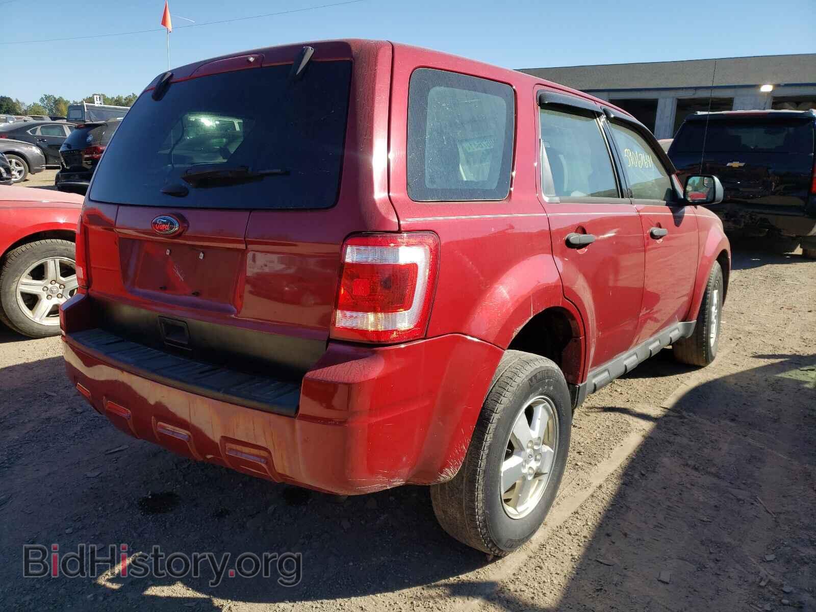 2011 FORD ESCAPE - VIN: 1FMCU0C72BKB12778 - Фото 4