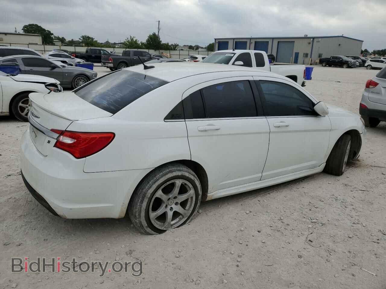 2014 CHRYSLER 200 - VIN: 1C3CCBBG2EN171888 - Фото 3
