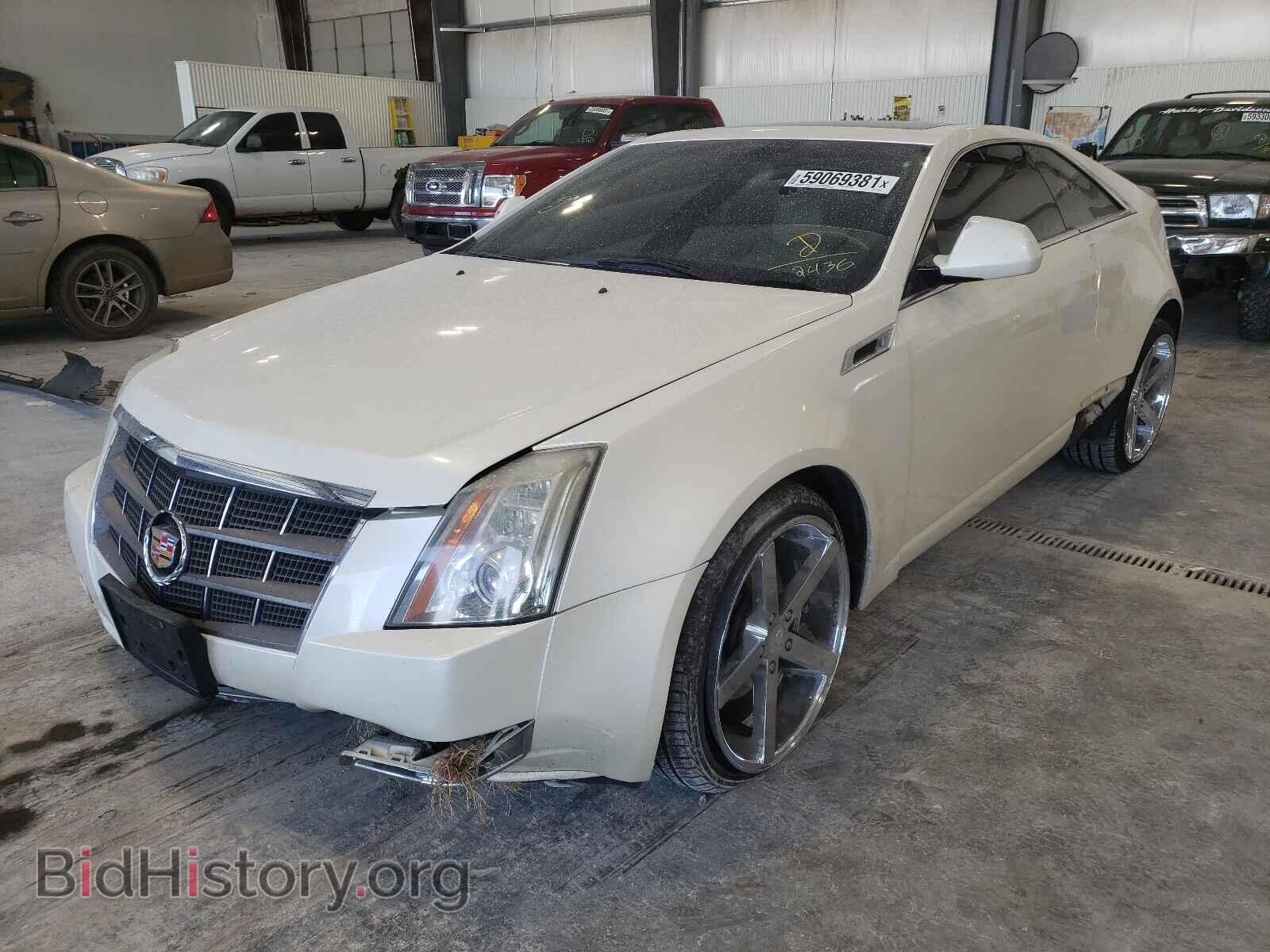 2011 CADILLAC CTS - VIN: 1G6DS1ED0B0132436 - Фото 2