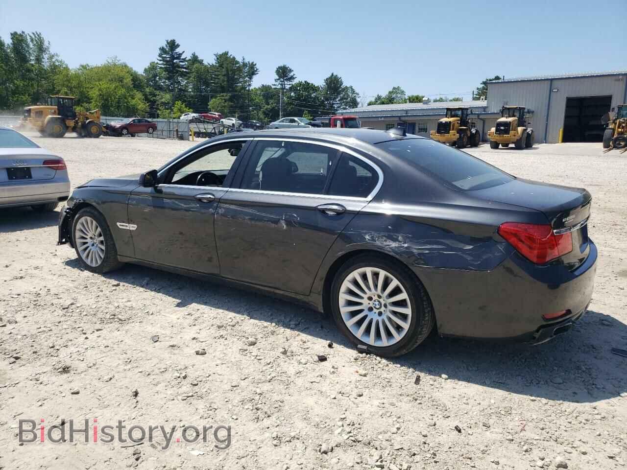 2012 BMW 7 SERIES - VIN: WBAKC8C50CC436076 - Фото 2