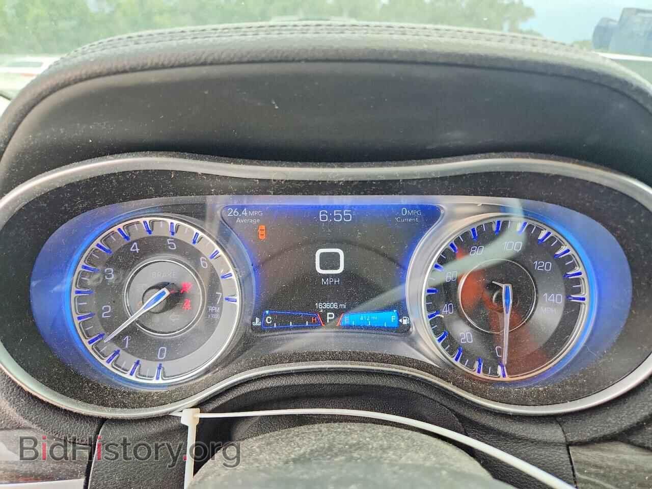 2018 CHRYSLER 300 - VIN: 2C3CCAAG6JH320253 - Photo 9