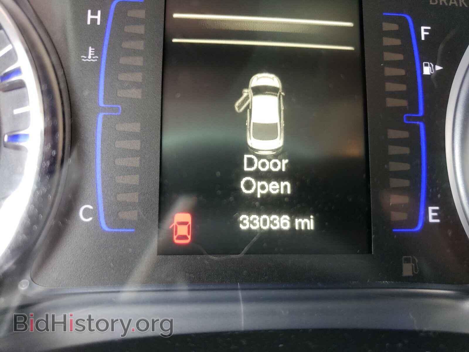 2016 CHRYSLER 200 - VIN: 1C3CCCAG9GN166925 - Фото 8