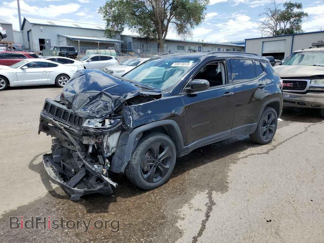 Фотография 3C4NJDBB6KT755295 - JEEP COMPASS 2019
