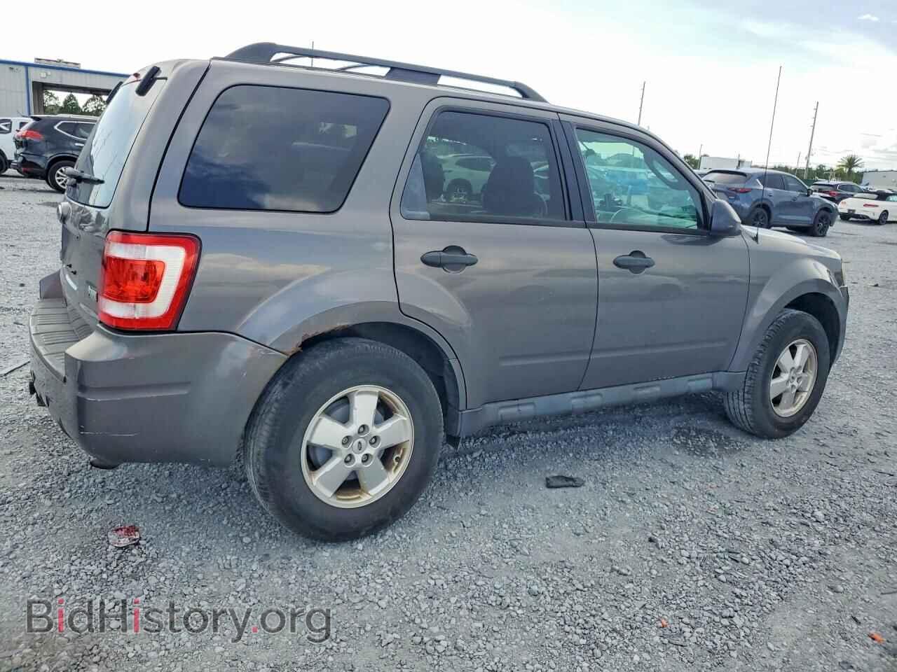 2011 FORD ESCAPE - VIN: 1FMCU0DG9BKB03154 - Фото 3