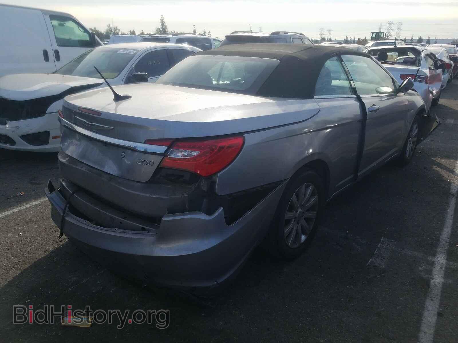 2013 CHRYSLER 200 - VIN: 1C3BCBEB5DN559899 - Фото 4
