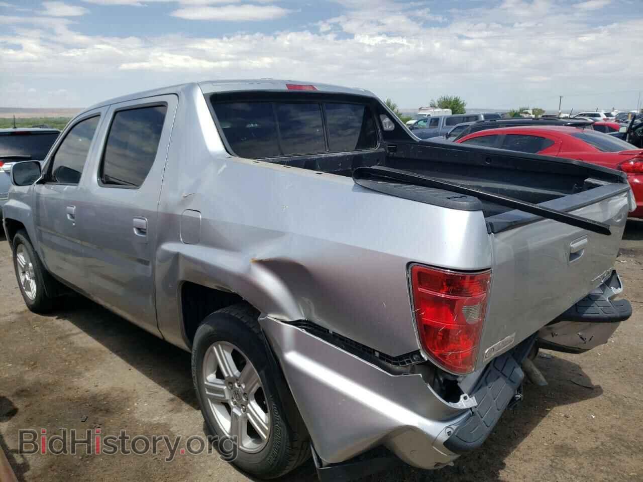 2011 HONDA RIDGELINE - VIN: 5FPYK1F54BB003758 - Фото 2