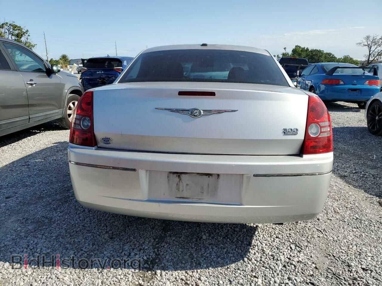 2010 CHRYSLER 300 - VIN: 2C3CA1CV3AH258697 - Фото 6