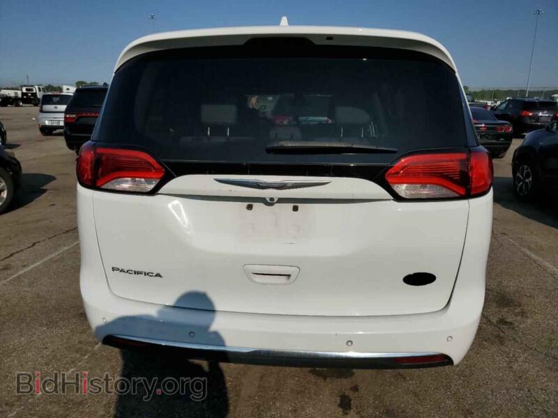 2017 Chrysler PACIFICA (VIN 2C4RC1BG8HR635855) — фото 6 из 14