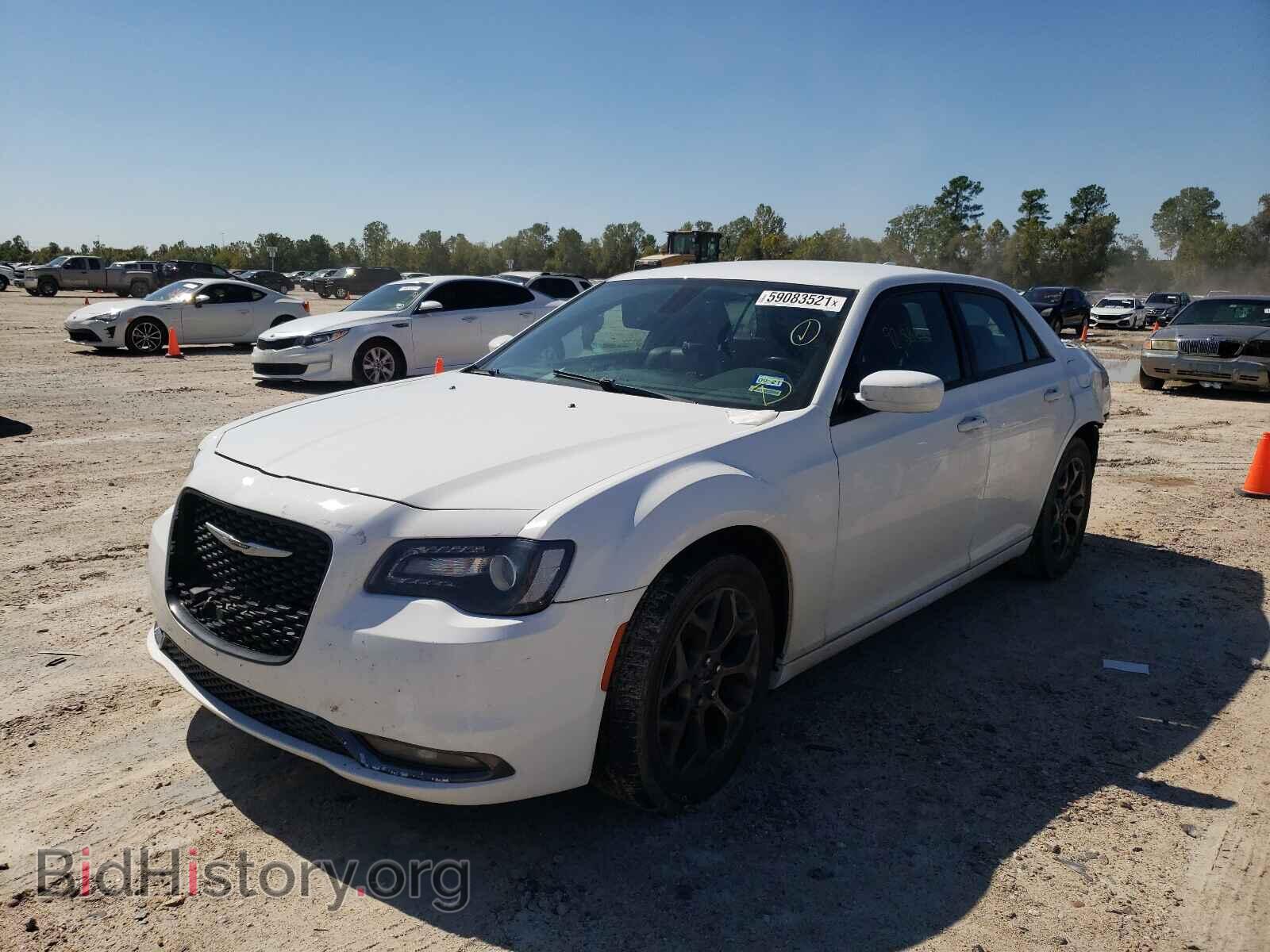 2016 CHRYSLER 300 - VIN: 2C3CCAGGXGH278363 - Фото 2