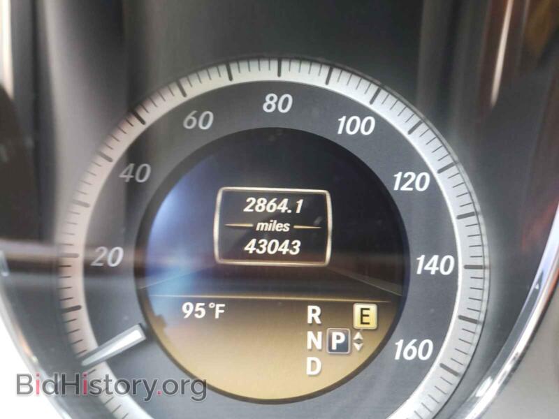 2012 Mercedes-Benz E-CLASS (VIN WDDHF5KB1CA553936) — фото 8 из 10