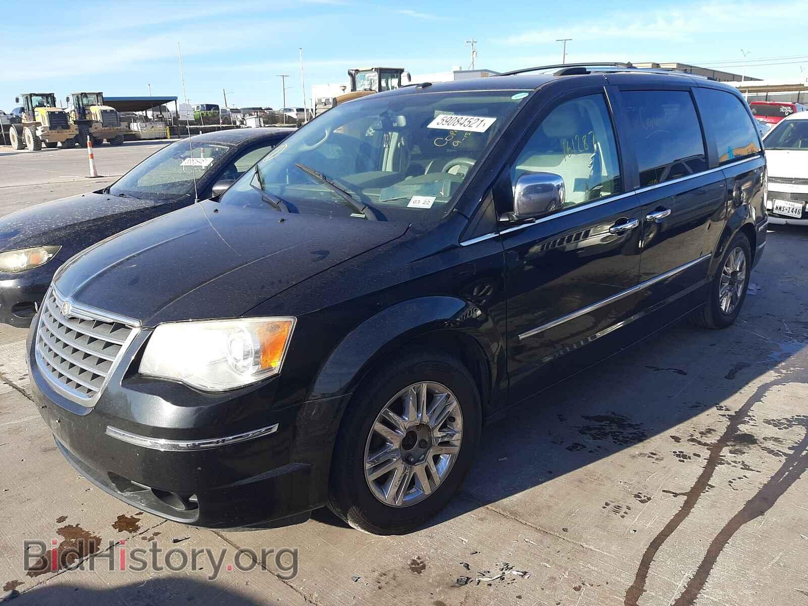2010 CHRYSLER MINIVAN - VIN: 2A4RR6DX6AR150607 - Photo 2