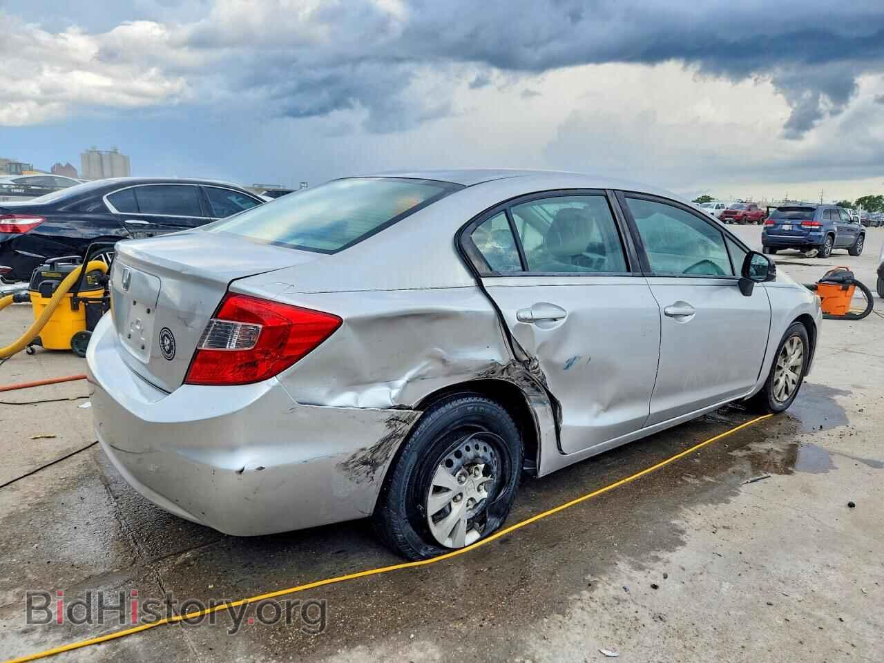 2012 HONDA CIVIC - VIN: 2HGFB2F53CH323172 - Фото 3