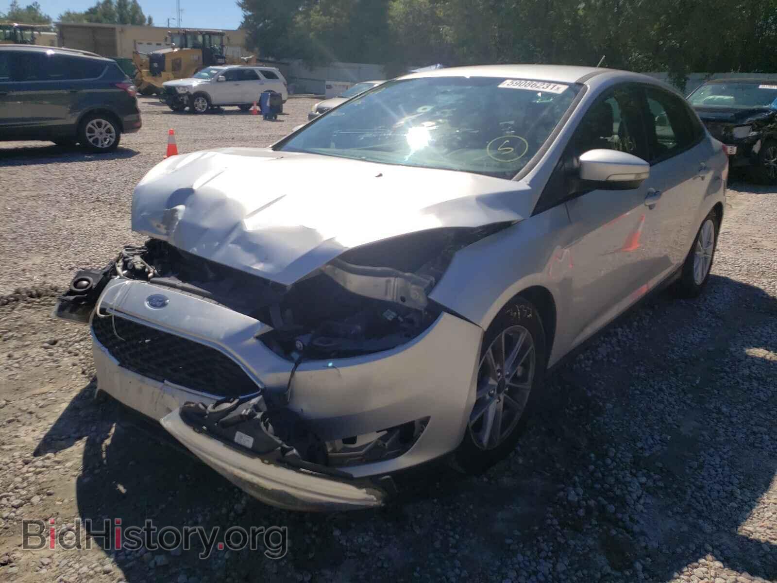 2017 FORD FOCUS - VIN: 1FADP3F23HL216805 - Фото 2