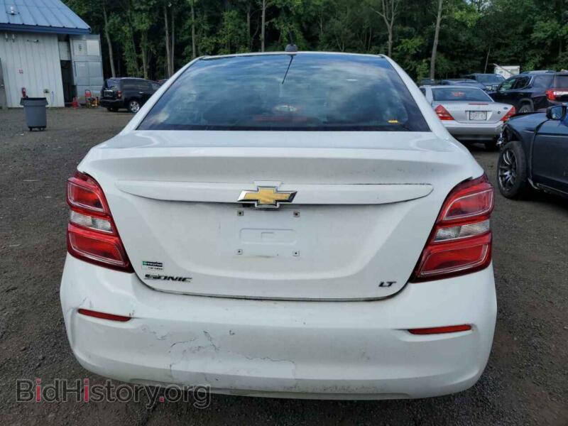 2017 Chevrolet SONIC (VIN 1G1JD5SG0H4130972) — фото 6 из 12