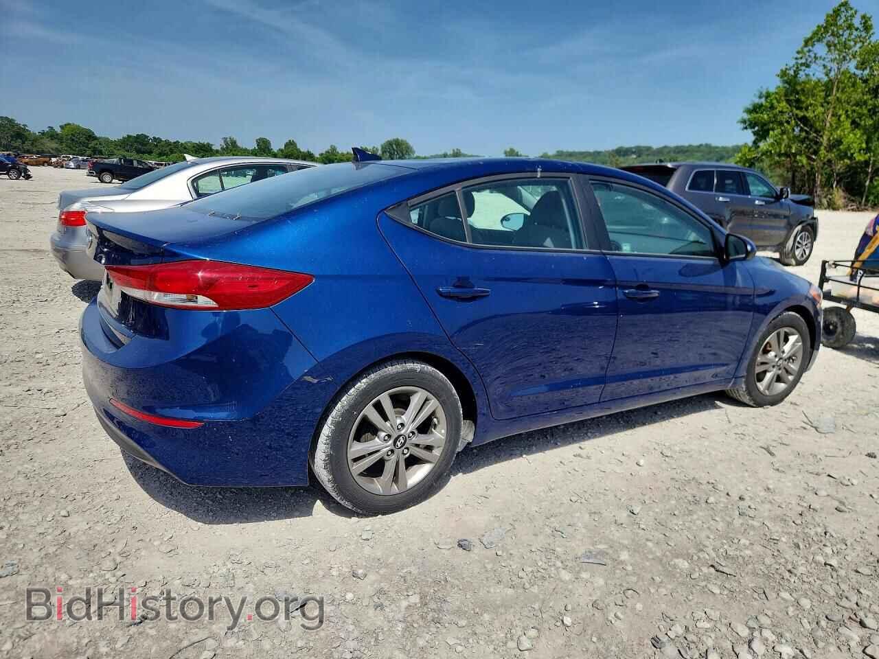 2017 HYUNDAI ELANTRA - VIN: 5NPD84LF6HH121809 - Фото 3