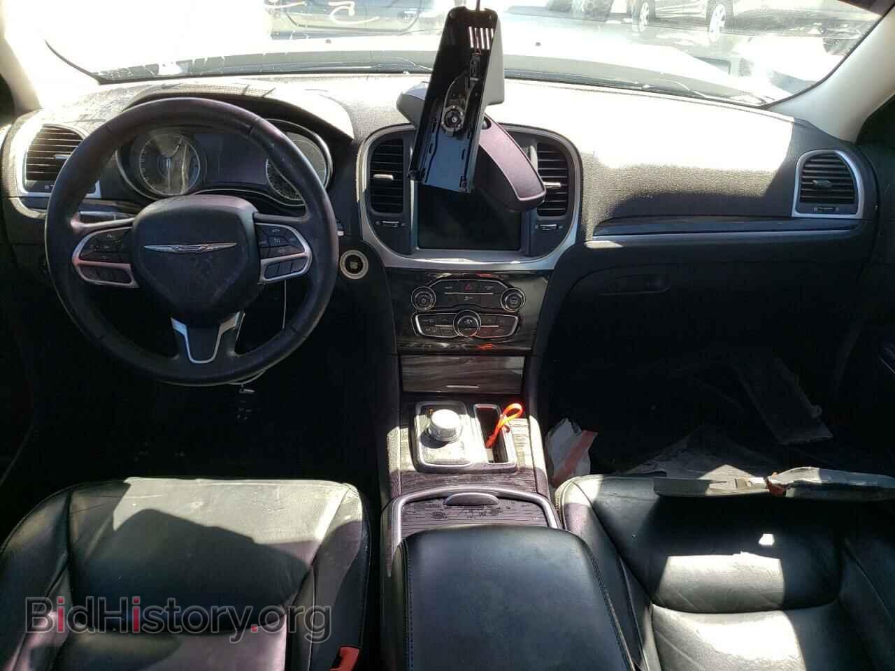 2017 CHRYSLER 300 - VIN: 2C3CCAAG7HH599755 - Фото 8