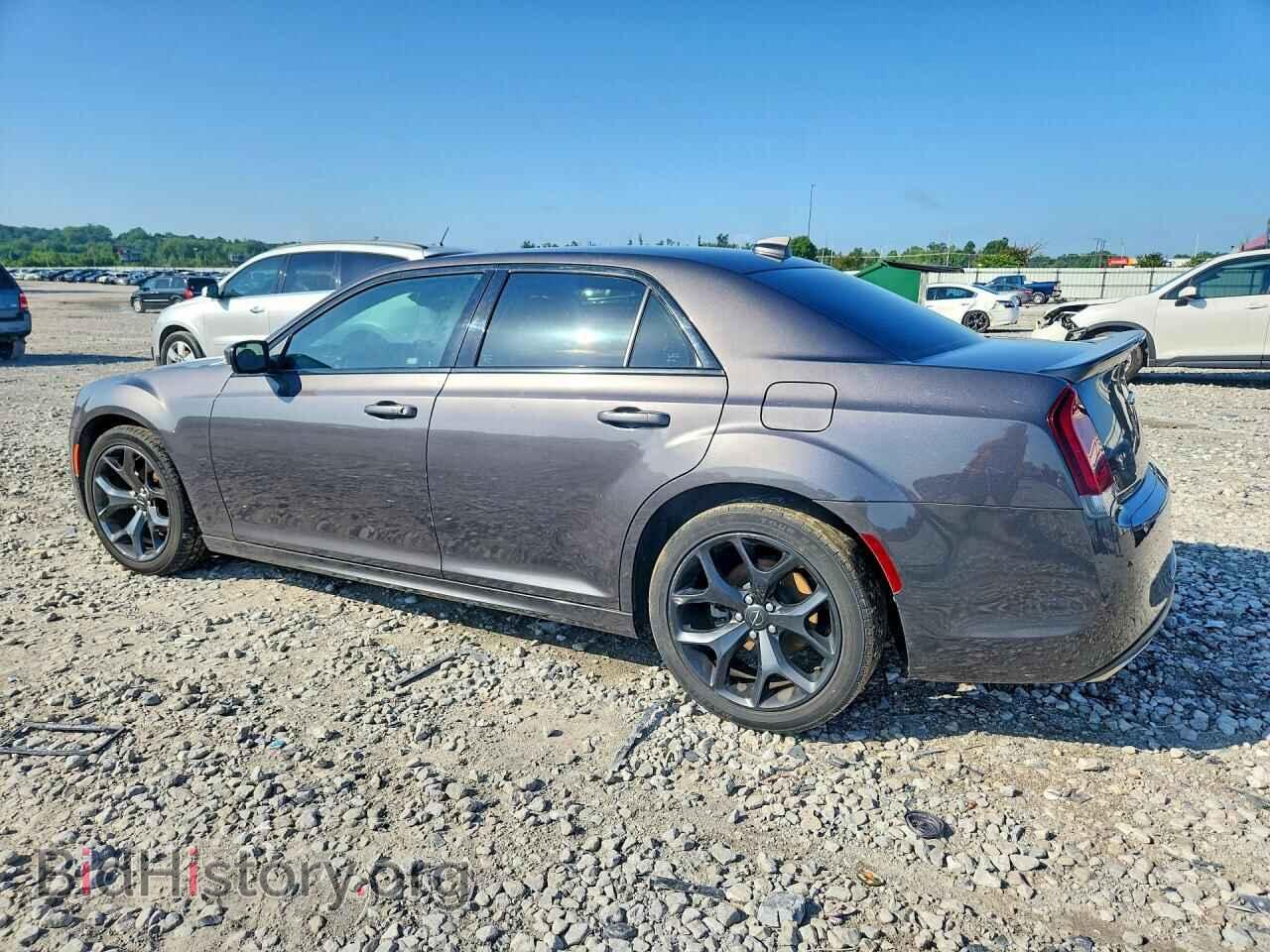 2021 CHRYSLER 300 - VIN: 2C3CCABG3MH660673 - Photo 2