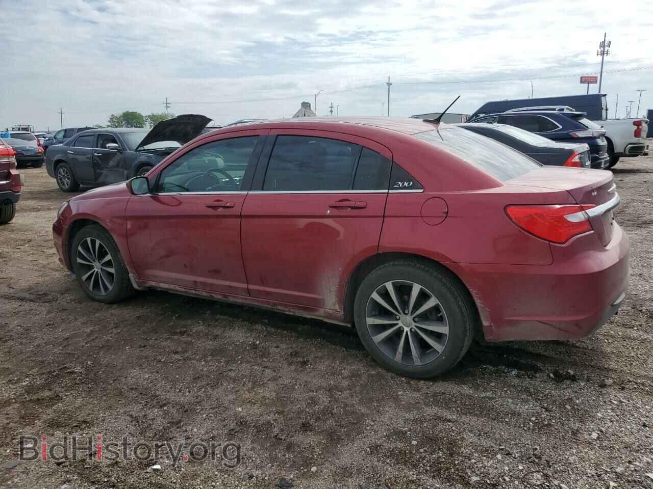 2013 CHRYSLER 200 - VIN: 1C3CCBBB5DN579918 - Фото 2