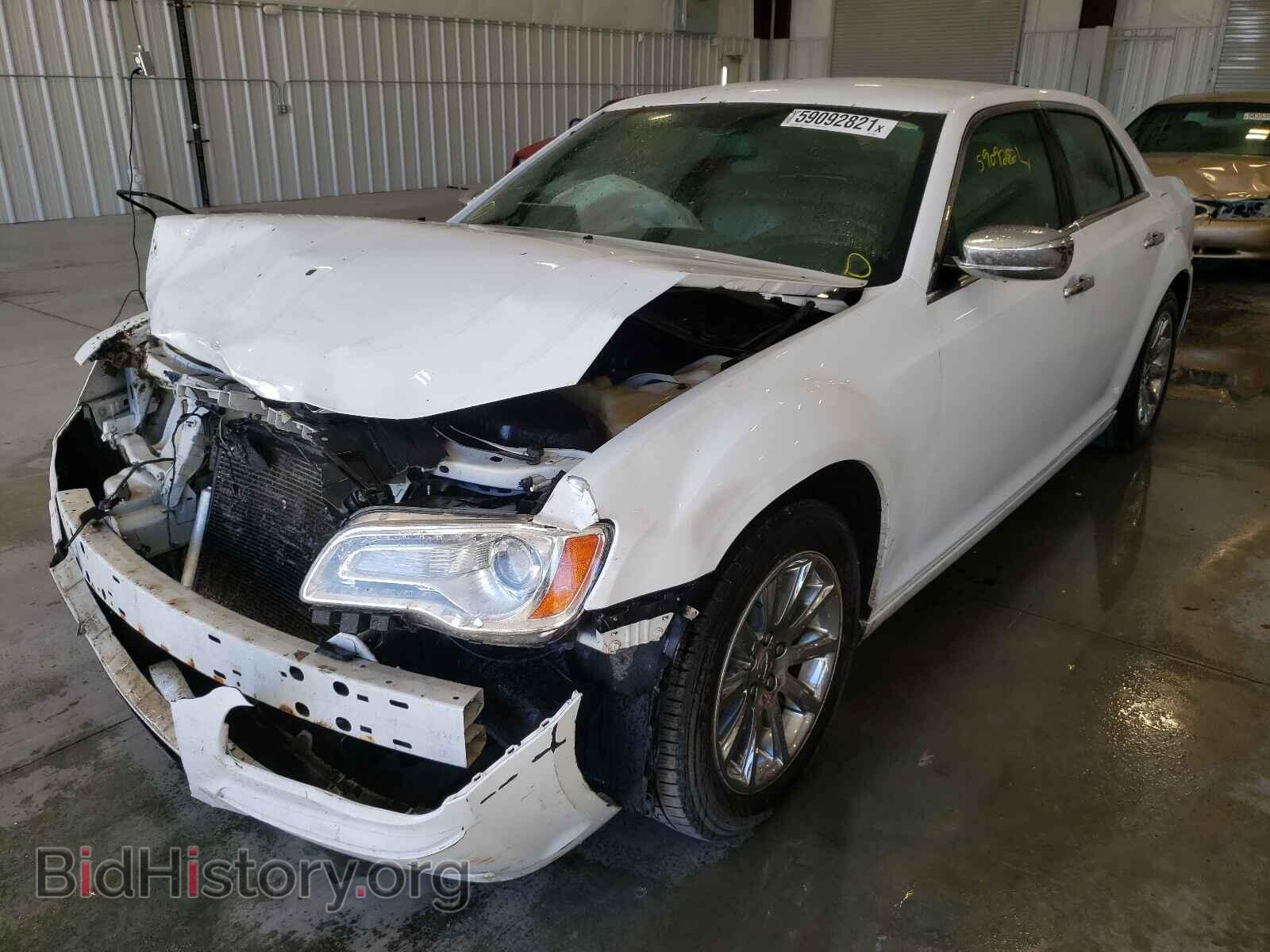 2012 CHRYSLER 300 - VIN: 2C3CCACG9CH198200 - Фото 2