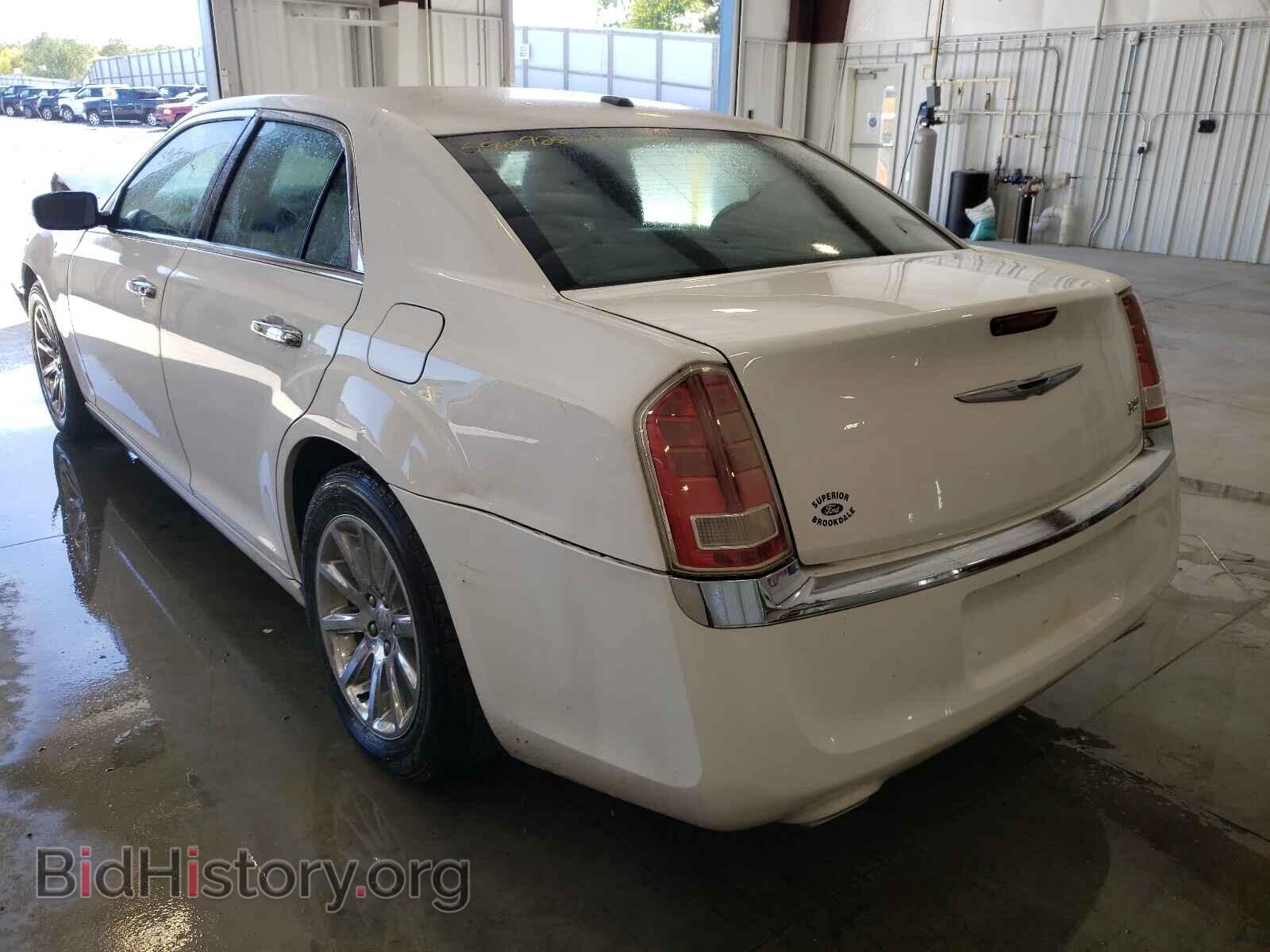 2012 CHRYSLER 300 - VIN: 2C3CCACG9CH198200 - Фото 3