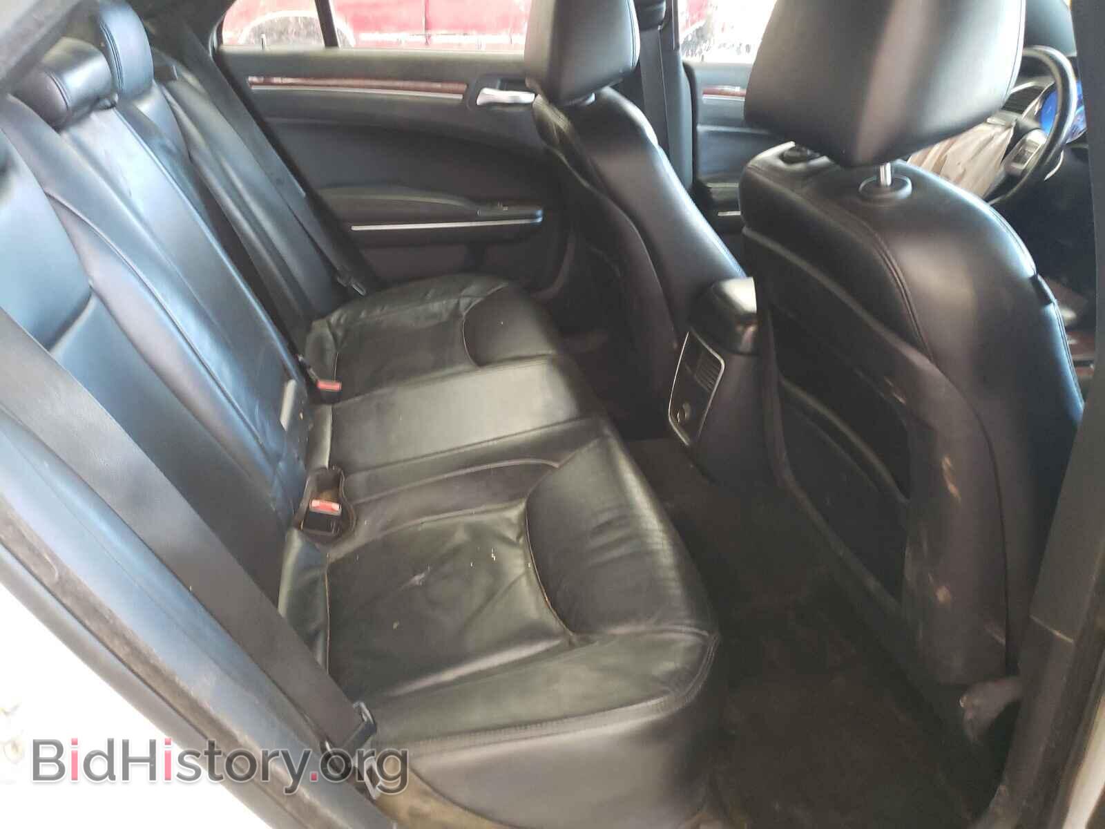 2012 CHRYSLER 300 - VIN: 2C3CCACG9CH198200 - Фото 6