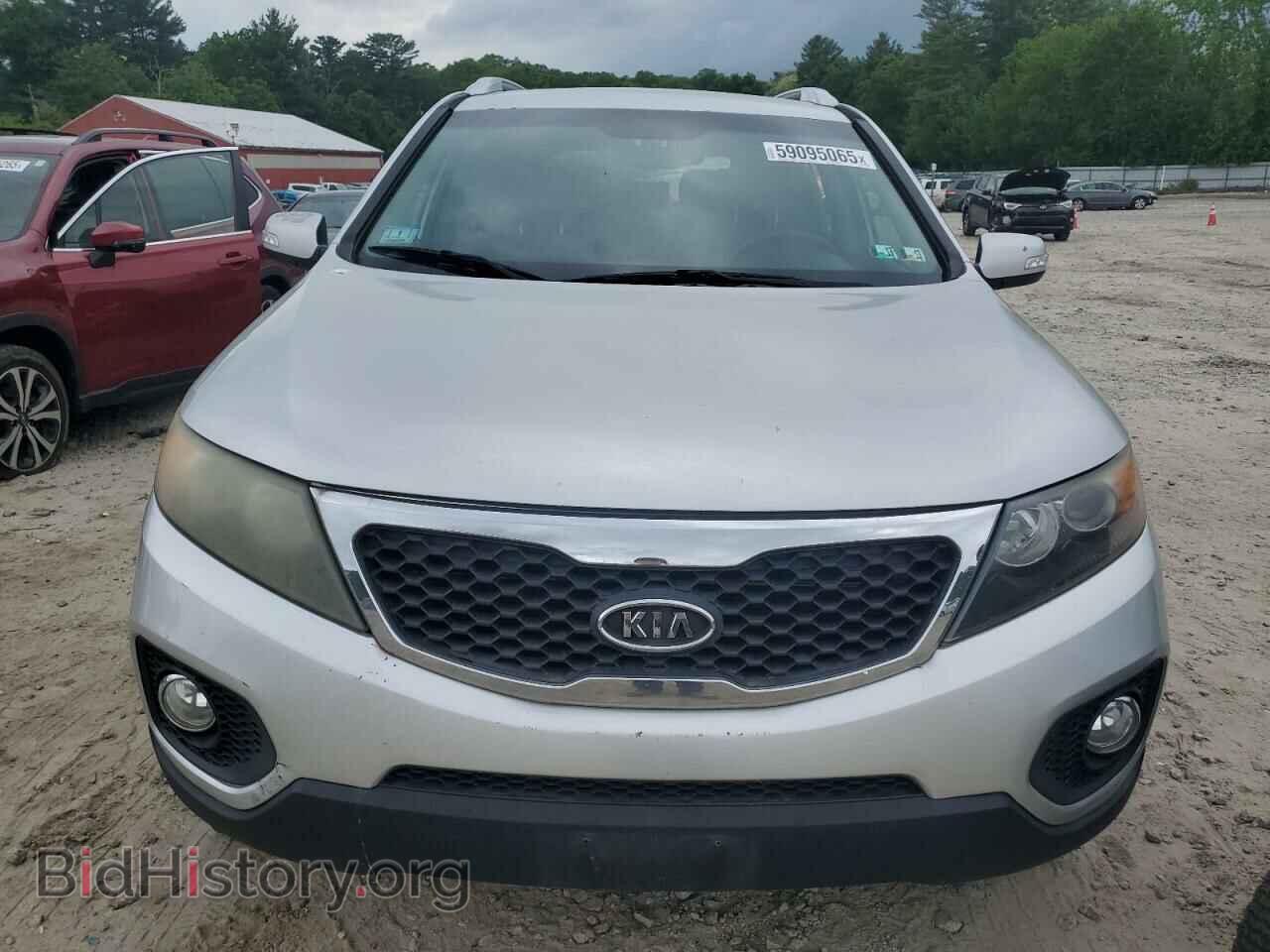 2011 KIA SORENTO - VIN: 5XYKTDA13BG115137 - Фото 5