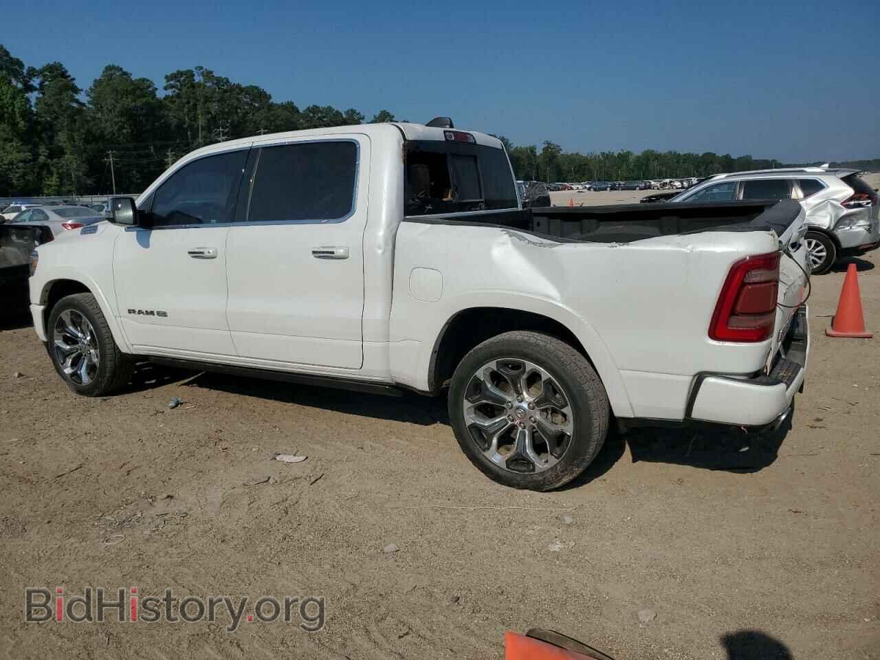 2020 RAM 1500 - VIN: 1C6SRFKT1LN360370 - Фото 2