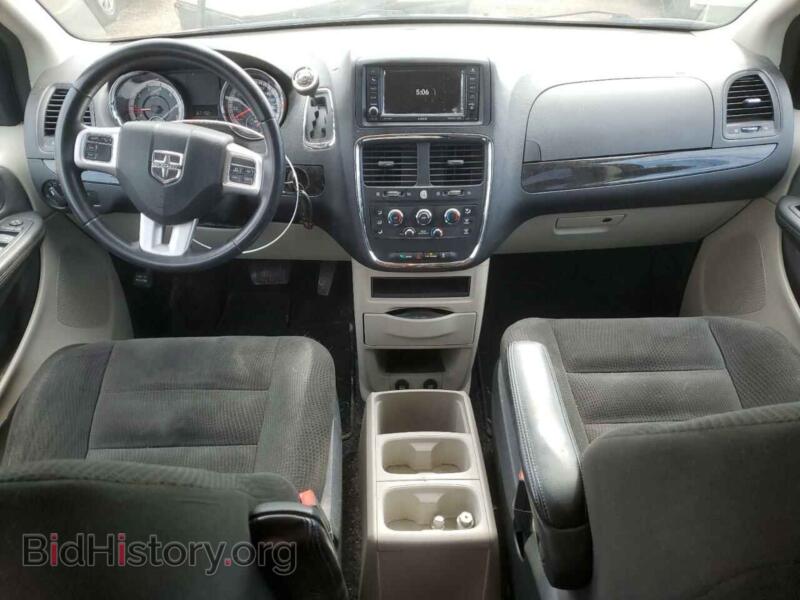 2016 Dodge CARAVAN (VIN 2C4RDGBG5GR326228) — photo 8 of 14