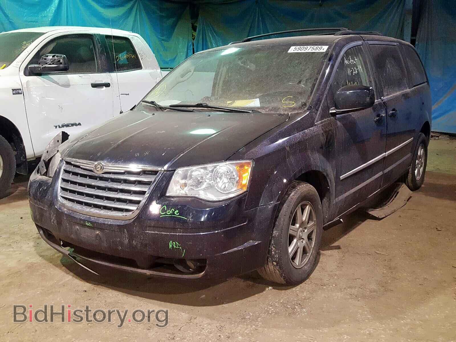 2010 CHRYSLER MINIVAN - VIN: 2A4RR8DXXAR320544 - Фото 2