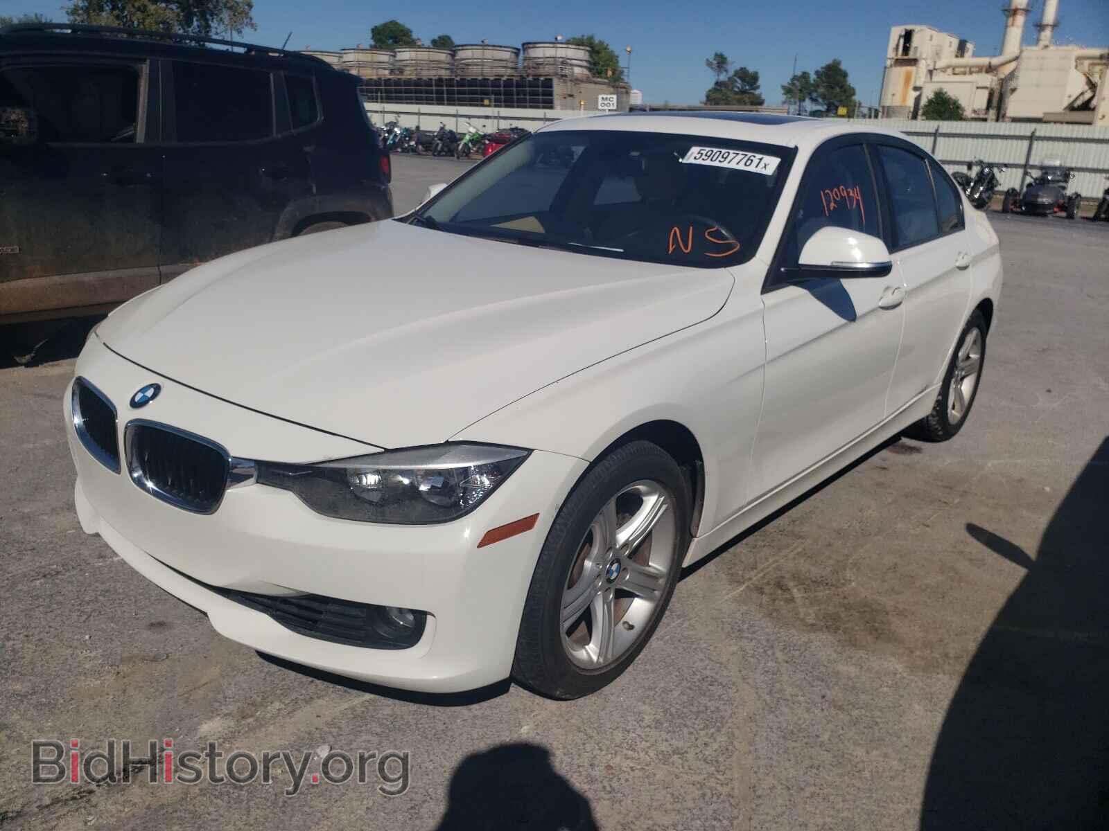 2012 BMW 3 SERIES - VIN: WBA3A5C51CF345471 - Фото 2