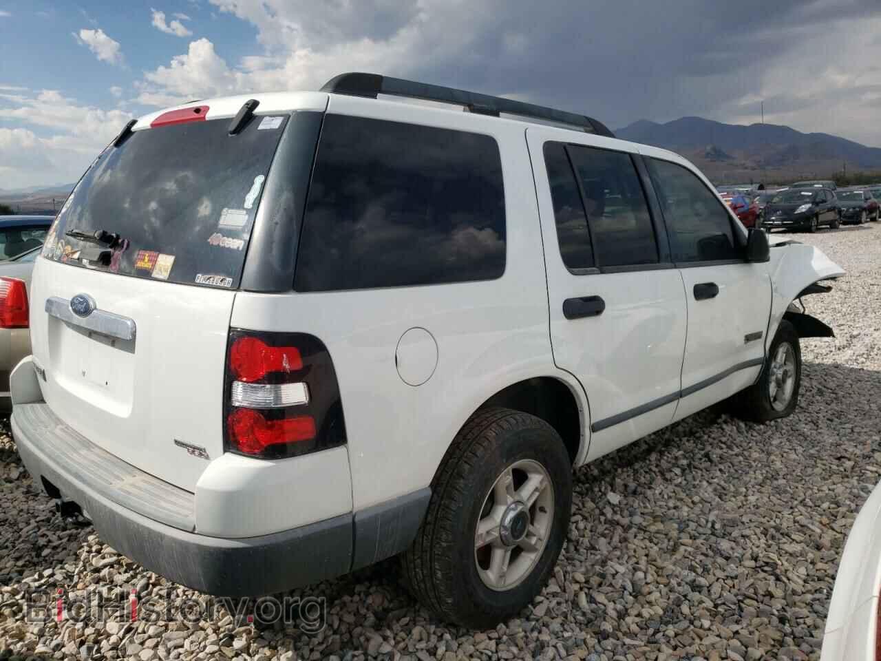 2006 FORD EXPLORER - VIN: 1FMEU72E66UB03139 - Фото 4