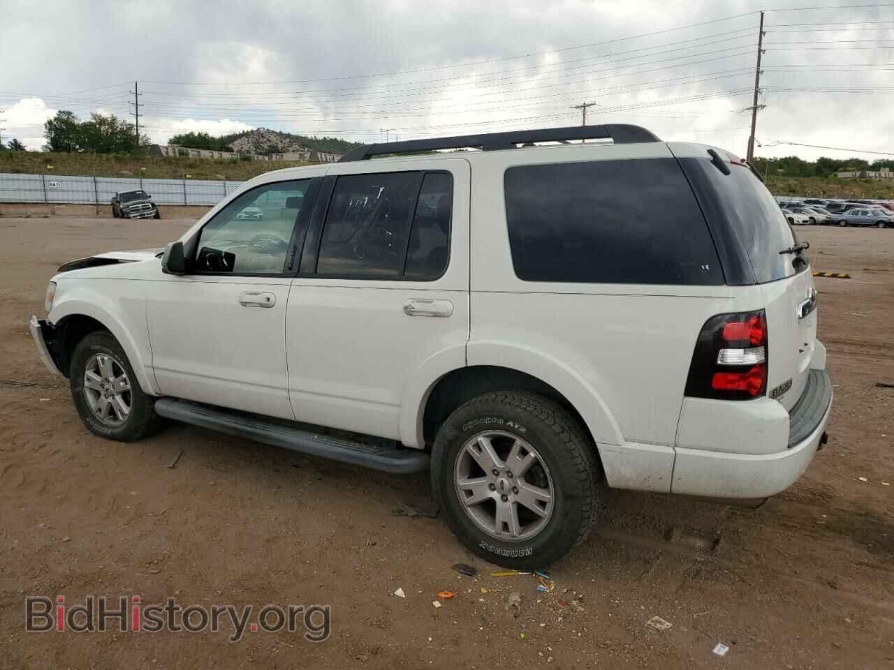 2010 FORD EXPLORER - VIN: 1FMEU7DE4AUA58899 - Фото 2