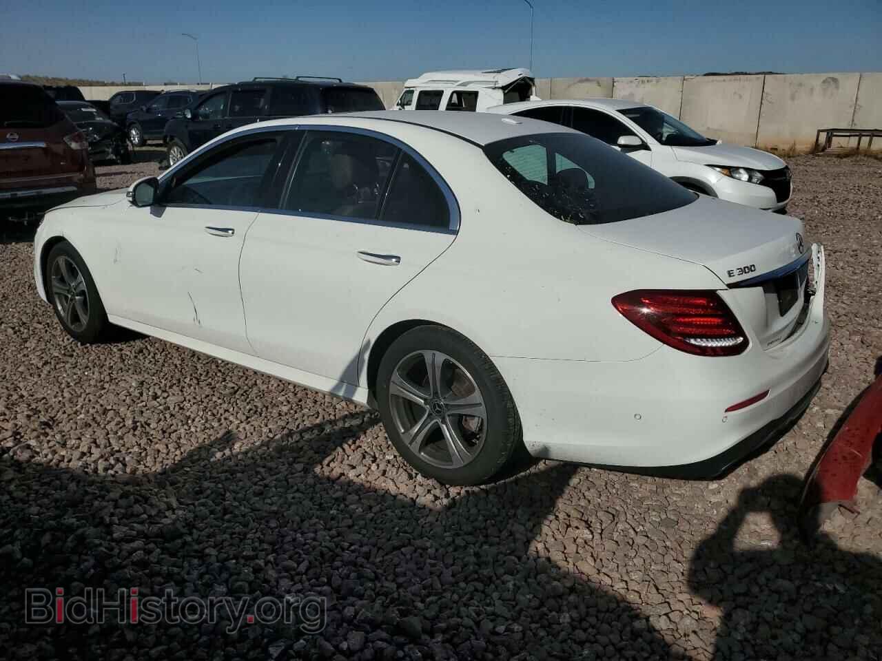 2019 MERCEDES-BENZ E-CLASS - VIN: WDDZF4KB9KA531602 - Фото 2