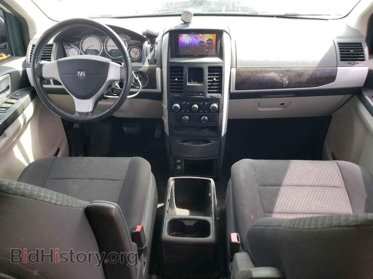 2010 DODGE CARAVAN - VIN: 2D4RN5D11AR444927 - Фото 8