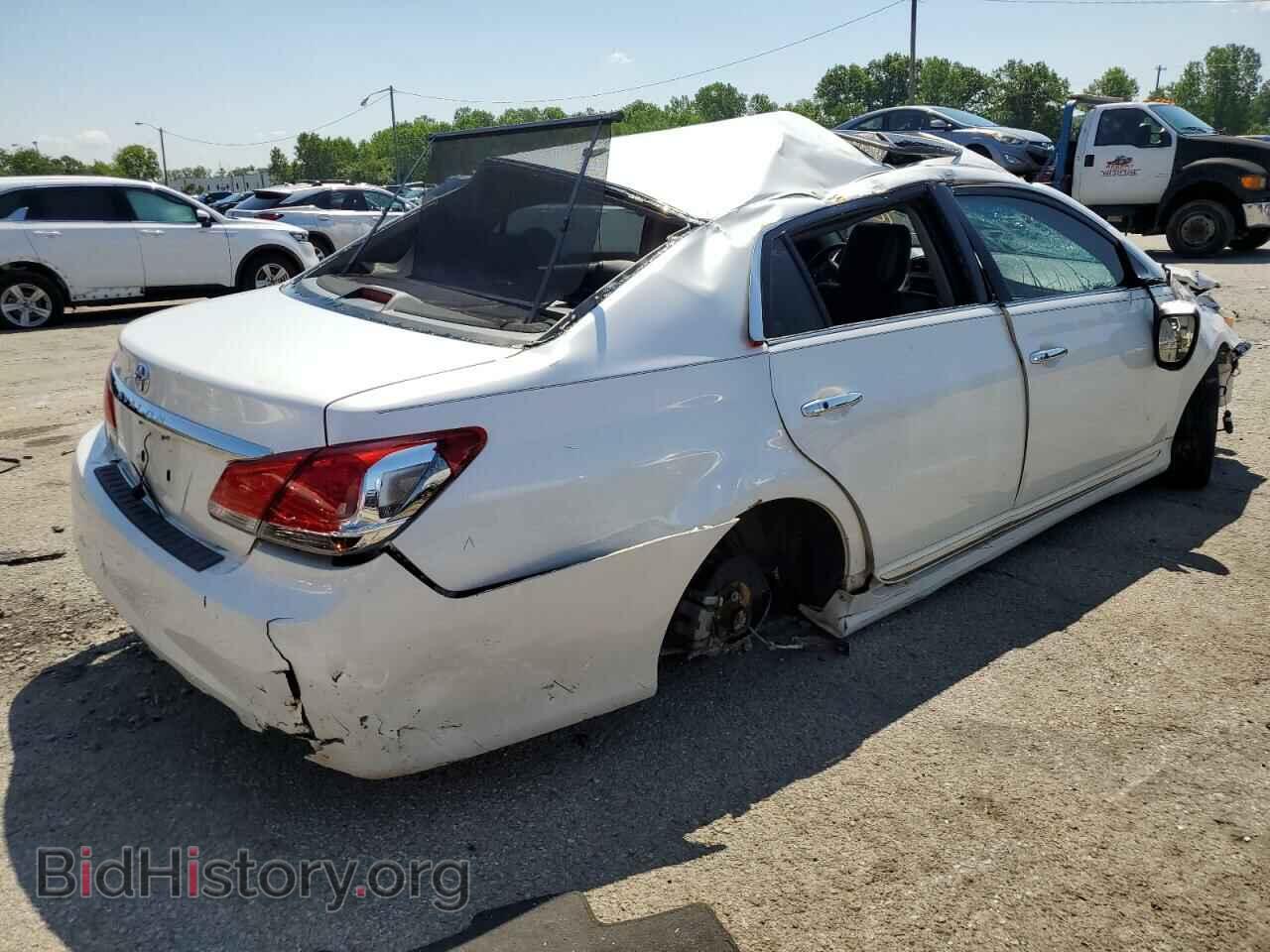 2011 TOYOTA AVALON - VIN: 4T1BK3DB3BU435571 - Фото 3