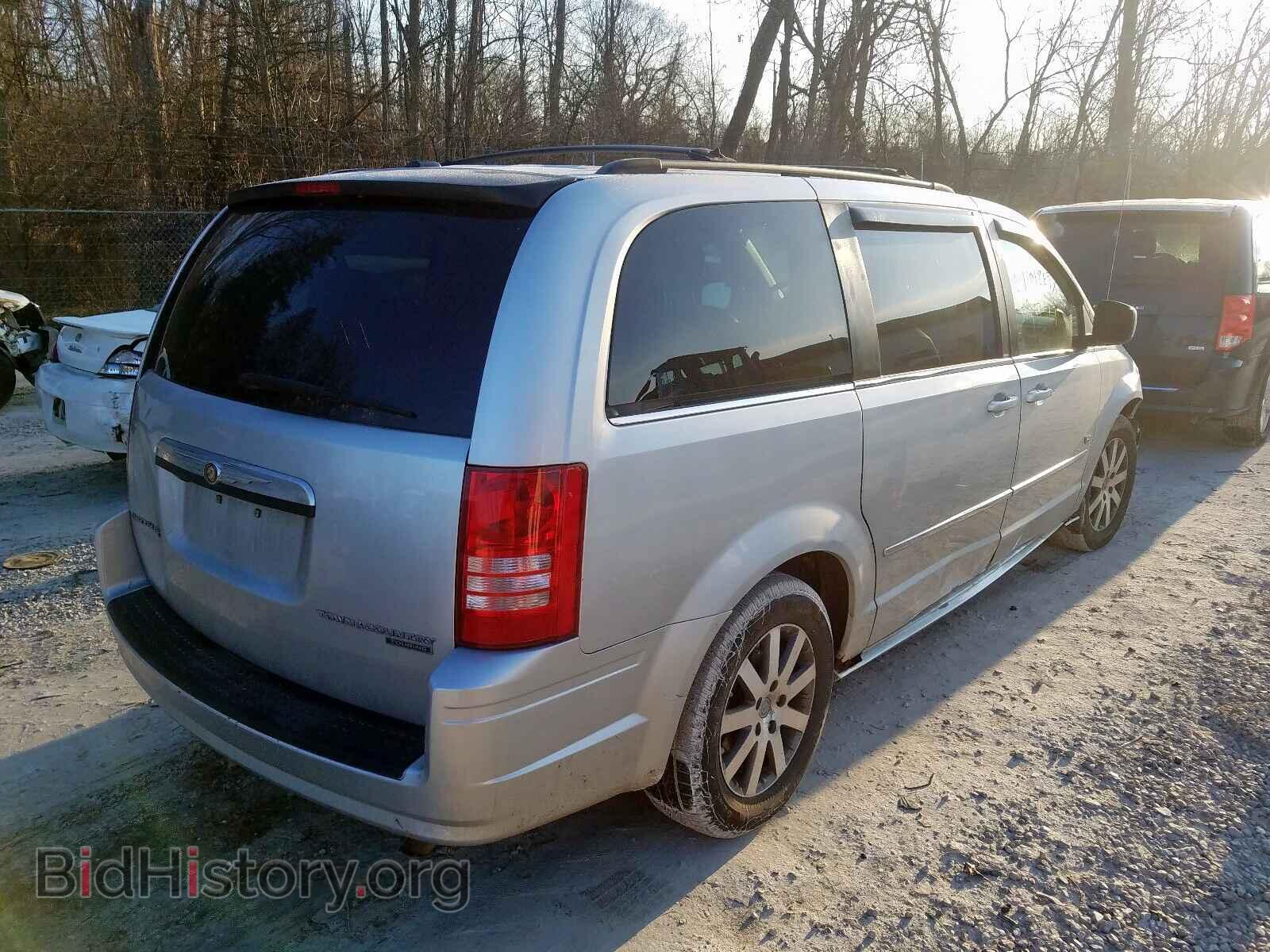 2009 CHRYSLER MINIVAN - VIN: 2A8HR54179R661447 - Фото 4