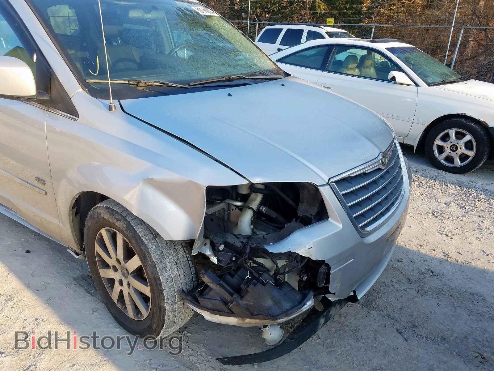 2009 CHRYSLER MINIVAN - VIN: 2A8HR54179R661447 - Фото 9