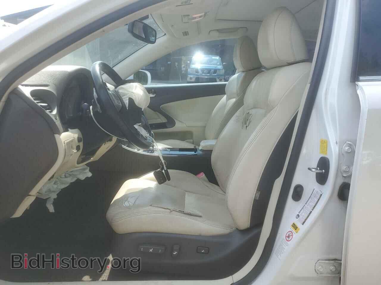2011 LEXUS IS - VIN: JTHCF5C2XB5047594 - Photo 7