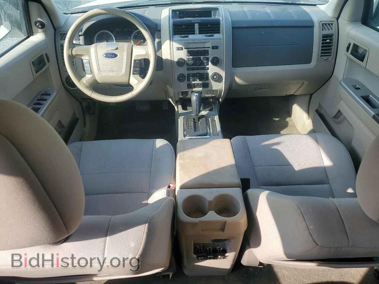 2011 FORD ESCAPE - VIN: 1FMCU5K34BKB48838 - Photo 8
