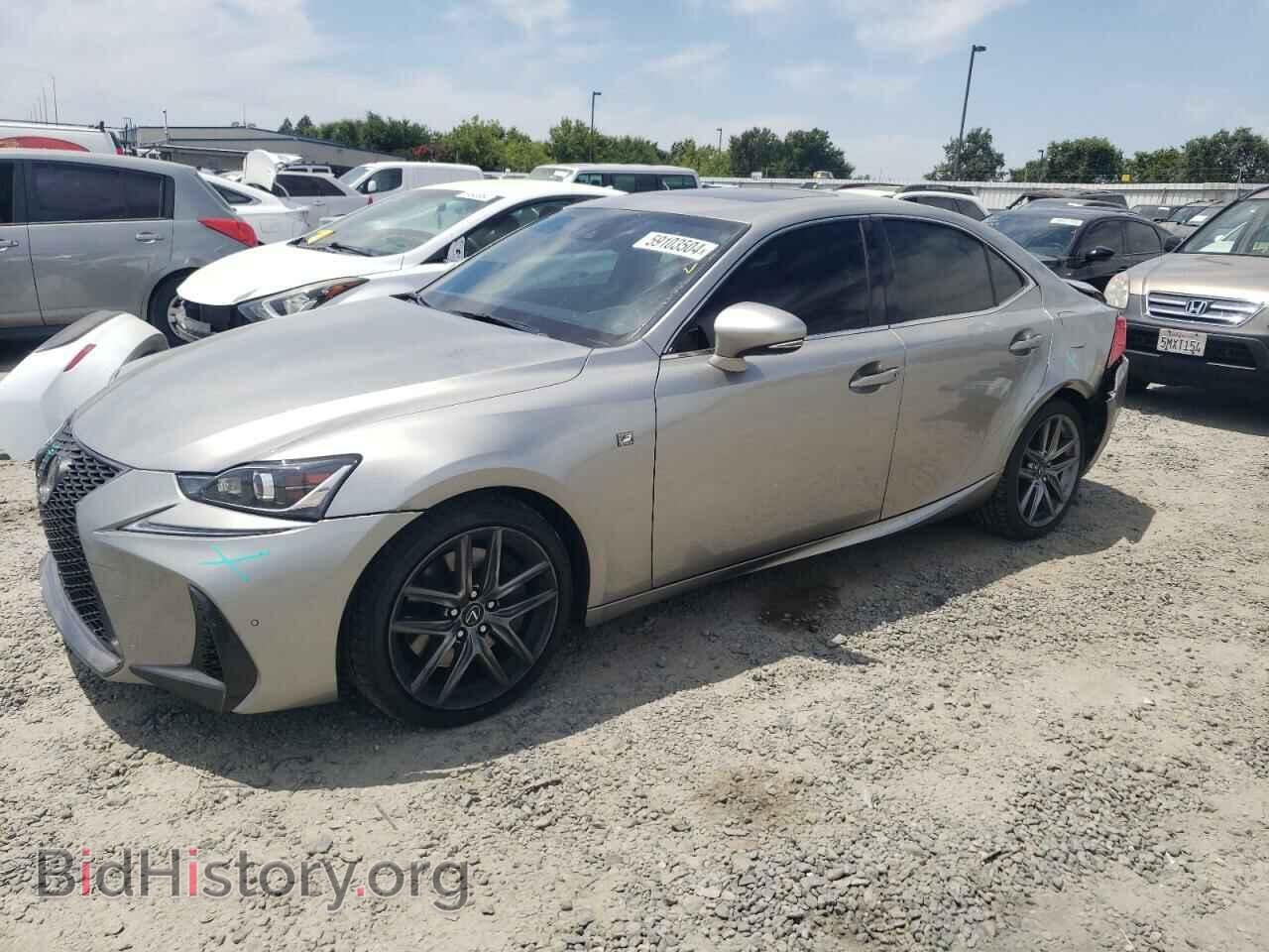 Photo JTHBA1D26J5066112 - LEXUS IS 2018