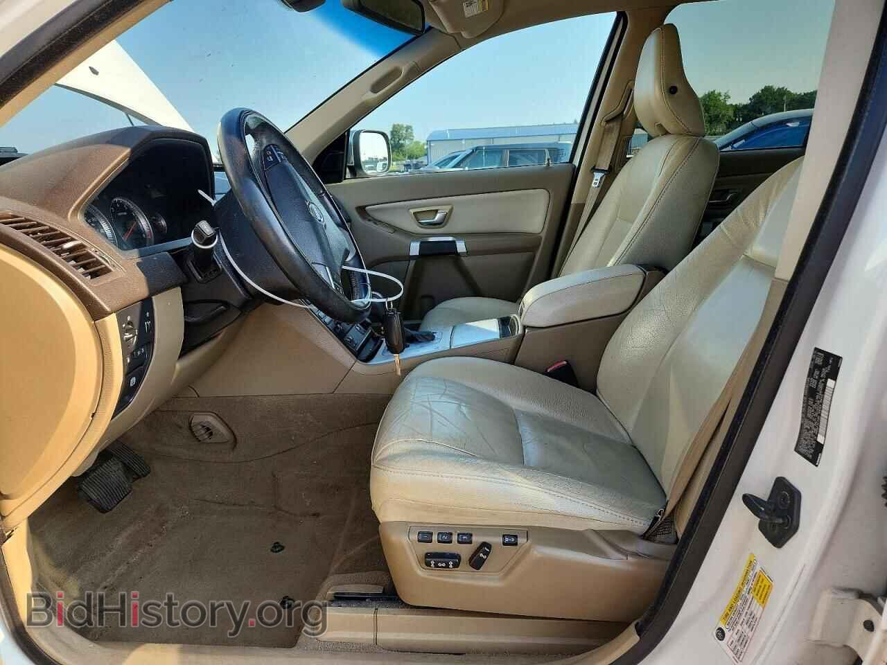 2014 VOLVO XC90 - VIN: YV4952CZ7E1685000 - Фото 7