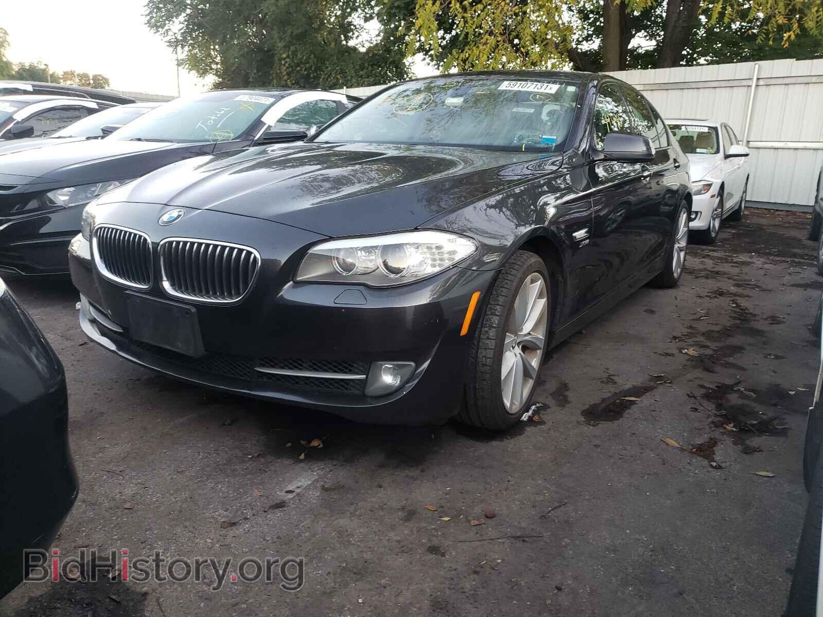 2011 BMW 5 SERIES - VIN: WBAFU7C55BDU54266 - Фото 2