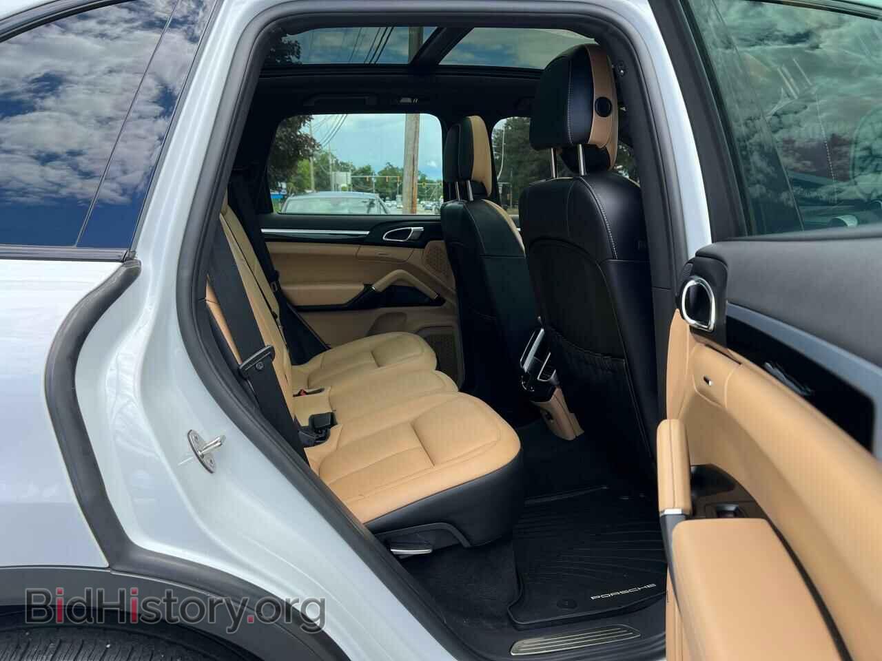 2016 PORSCHE CAYENNE - VIN: WP1AE2A29GLA62277 - Фото 6
