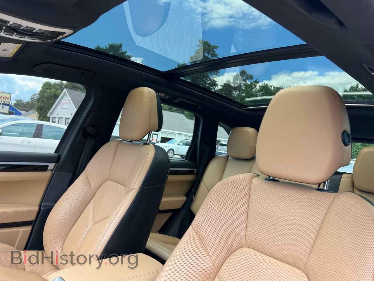 2016 PORSCHE CAYENNE - VIN: WP1AE2A29GLA62277 - Фото 9