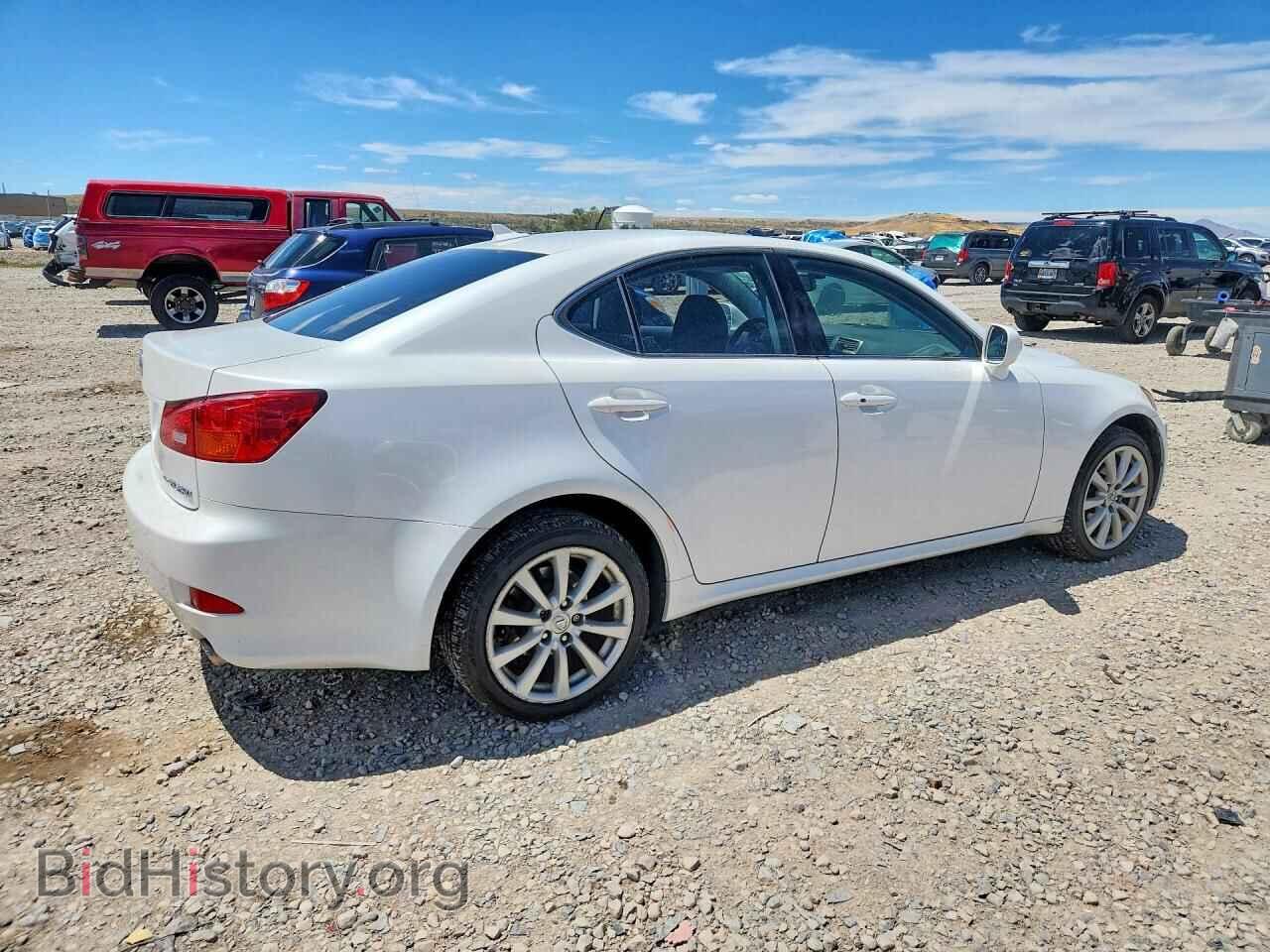 2008 LEXUS IS - VIN: JTHCK262082020503 - Photo 3