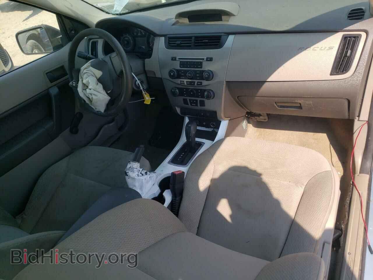 2008 FORD FOCUS - VIN: 1FAHP32N08W226580 - Фото 8