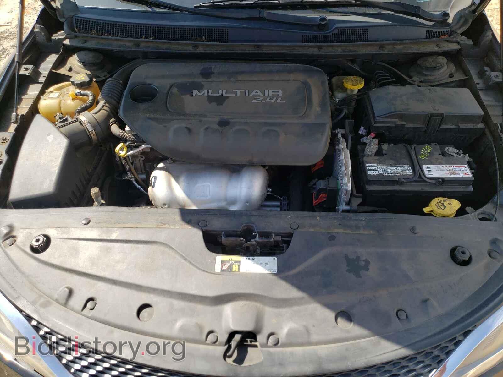 2016 CHRYSLER 200 - VIN: 1C3CCCAB0GN112479 - Фото 7
