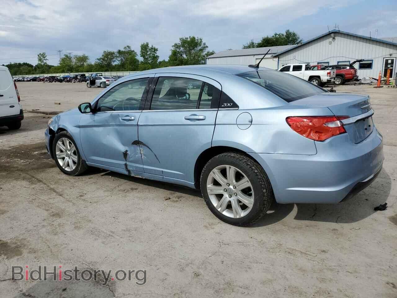 2012 CHRYSLER 200 - VIN: 1C3CCBBB3CN176096 - Фото 2