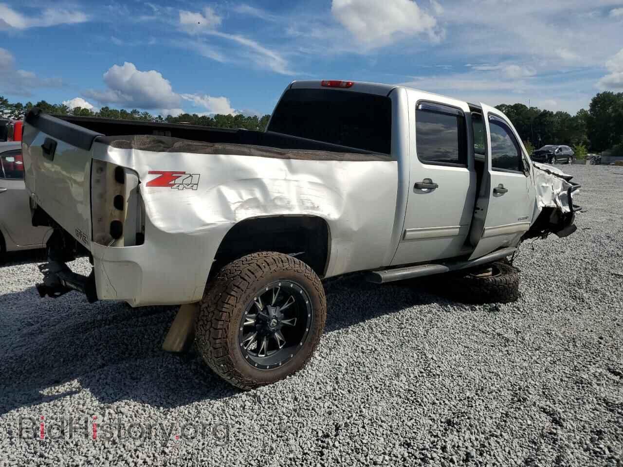 2011 GMC SIERRA - VIN: 1GT120C85BF213901 - Фото 3